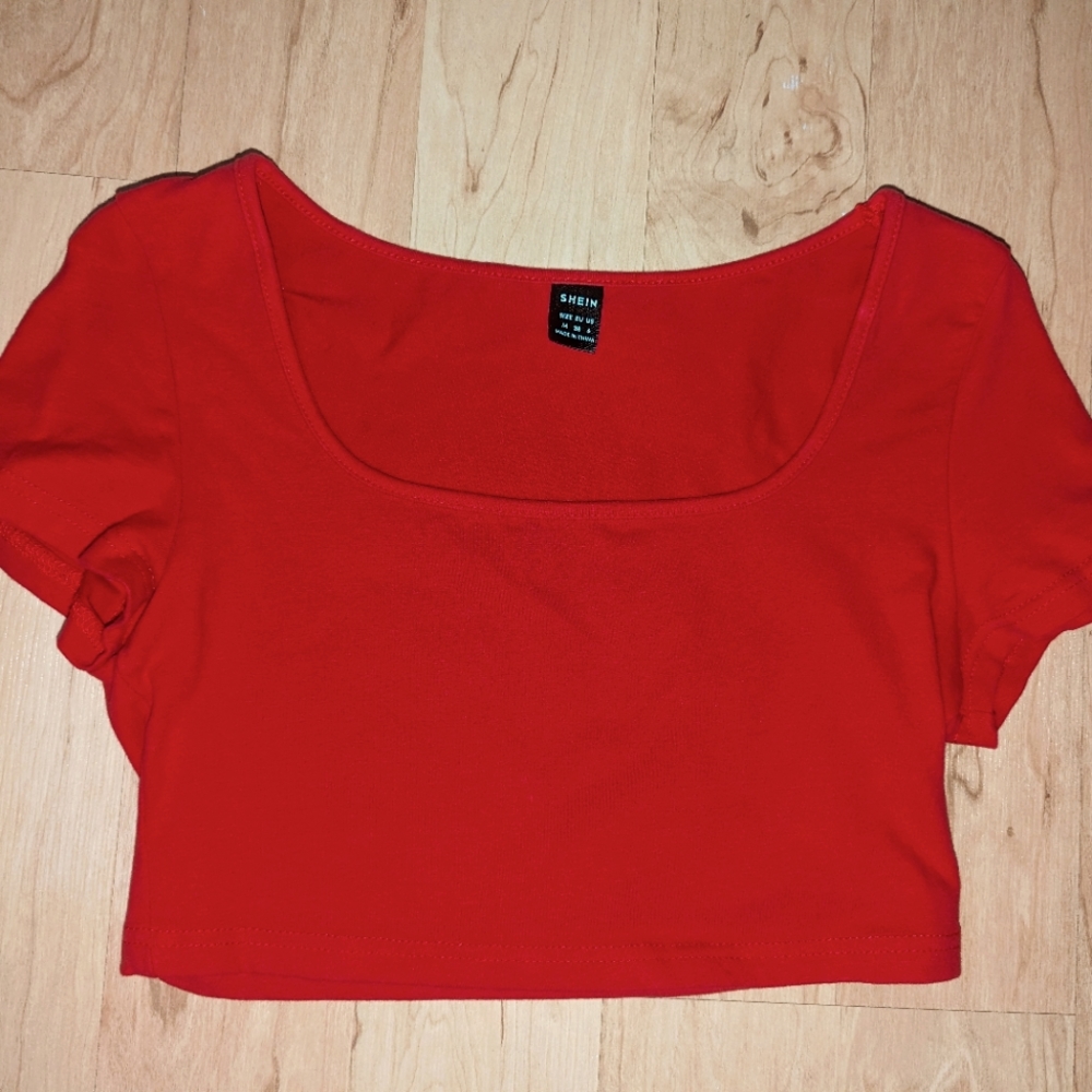 SHEIN Square Neck Crop Top